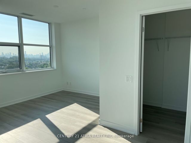 1012 - 1787 St Clair Ave W