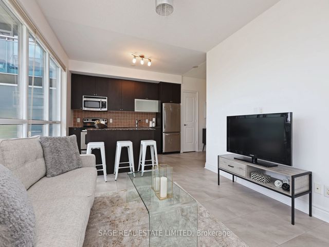 409 - 16 Brookers Lane