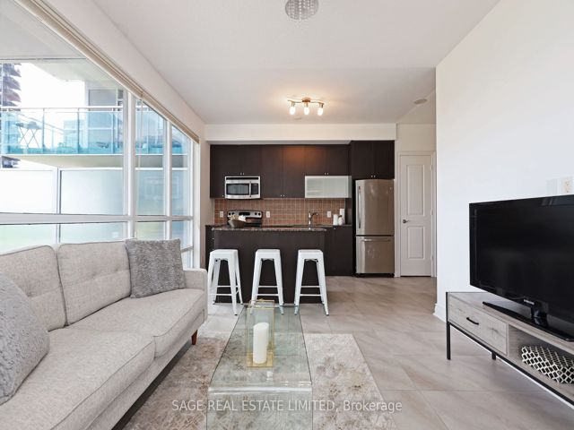 409 - 16 Brookers Lane