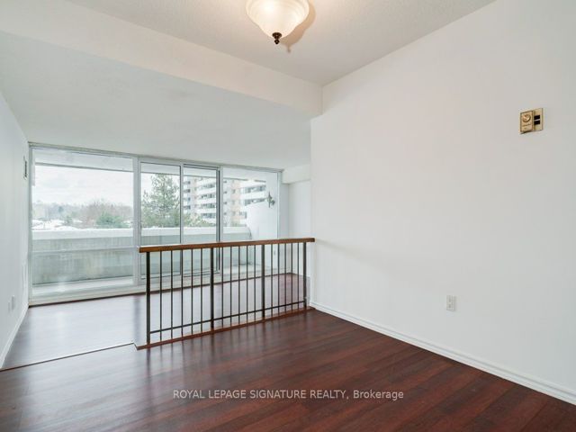 507 - 260 Scarlett Rd