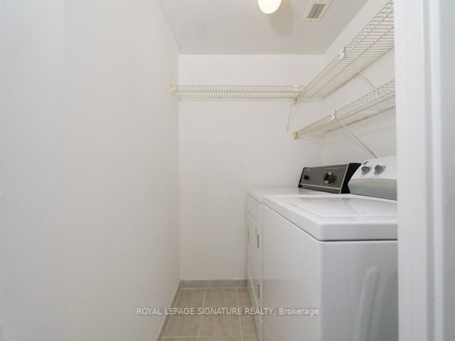 507 - 260 Scarlett Rd