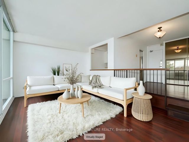507 - 260 Scarlett Rd