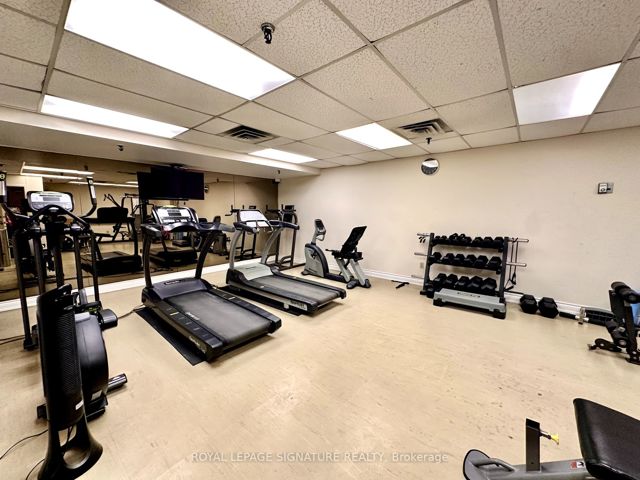 507 - 260 Scarlett Rd