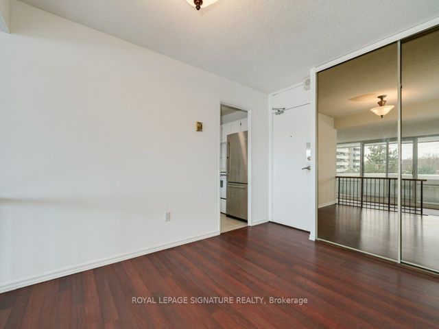 507 - 260 Scarlett Rd