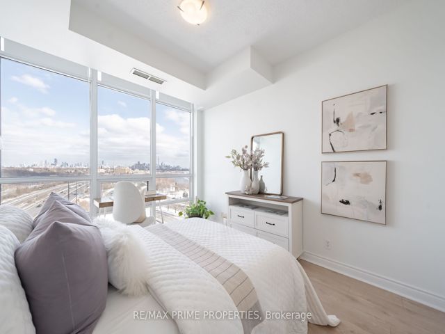 1407 - 1900 Lake Shore Blvd W