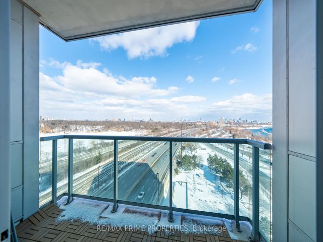 1407 - 1900 Lake Shore Blvd W