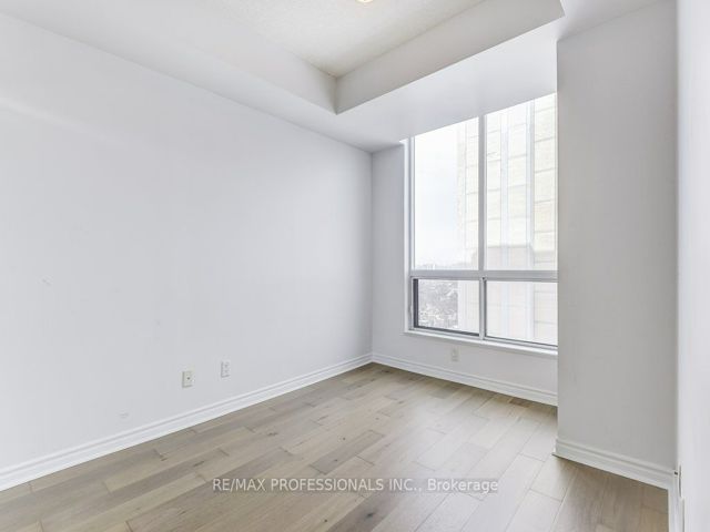 1701 - 70 High Park Ave
