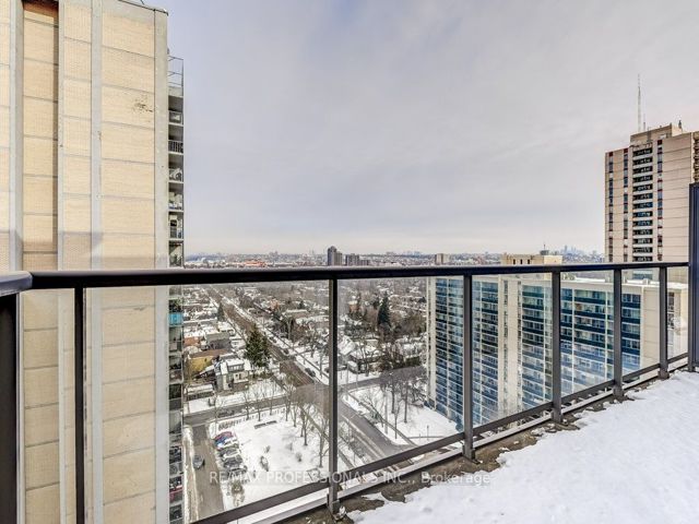 1701 - 70 High Park Ave