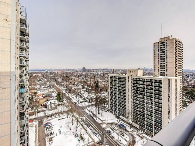 1701 - 70 High Park Ave