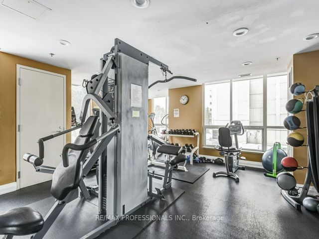 1701 - 70 High Park Ave