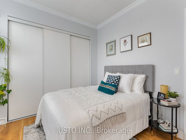 1614 - 2083 Lake Shore Blvd W