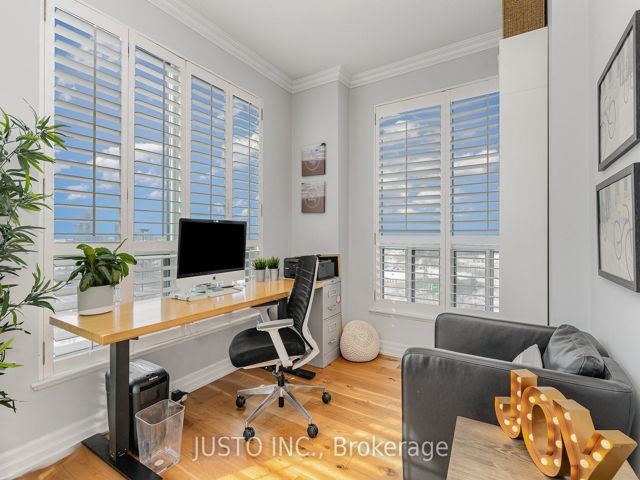 1614 - 2083 Lake Shore Blvd W
