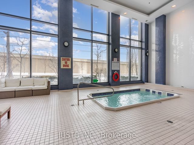 1614 - 2083 Lake Shore Blvd W