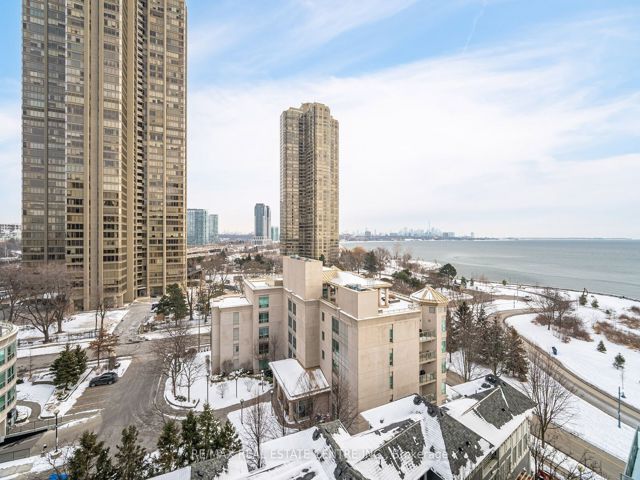911 - 5 Marine Parade Dr