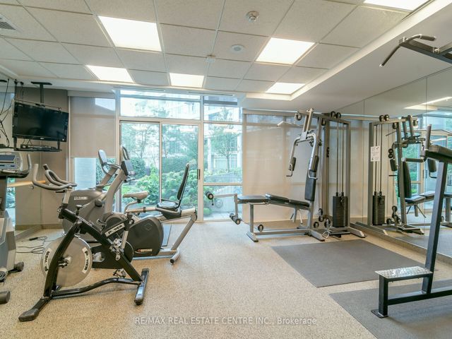 911 - 5 Marine Parade Dr