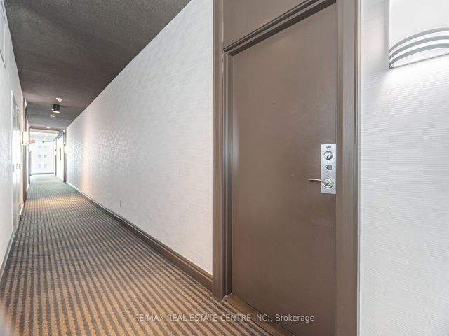 911 - 5 Marine Parade Dr