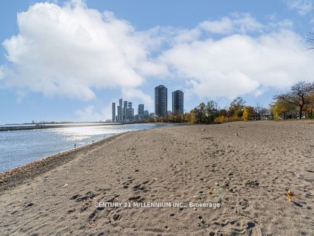 3009 - 1926 Lakeshore Blvd