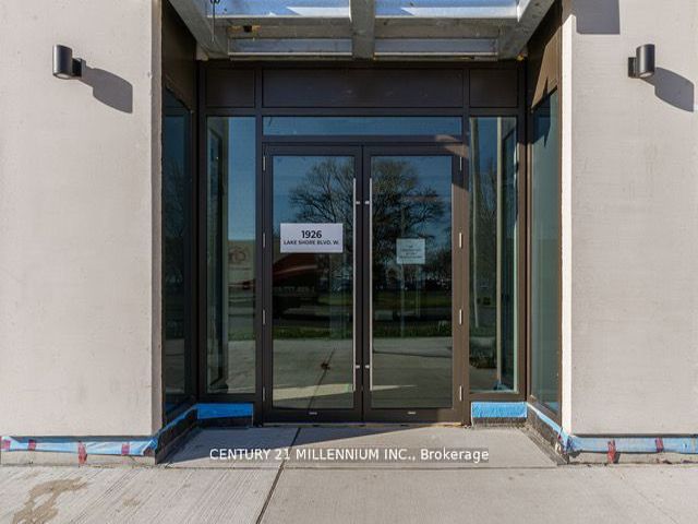 3009 - 1926 Lakeshore Blvd