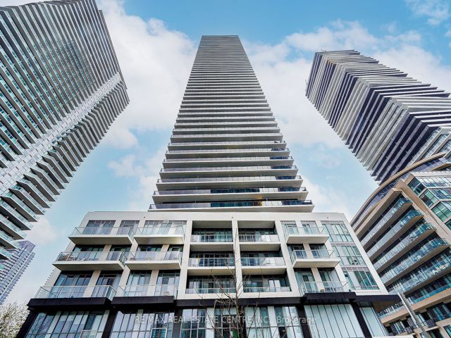 703 - 70 Annie Craig Dr