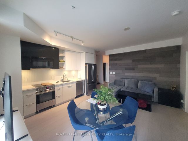 701 - 33 Shore Breeze Dr