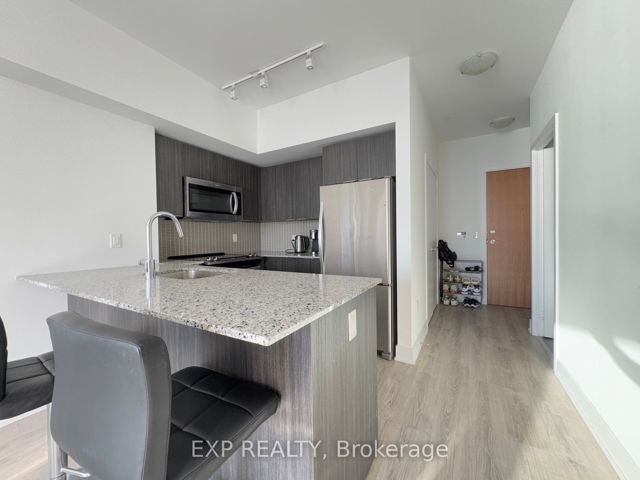 2808 - 20 Shore Breeze Dr