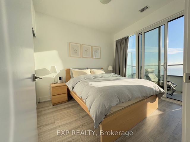 2808 - 20 Shore Breeze Dr