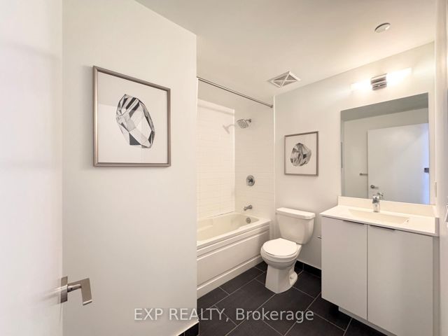 2808 - 20 Shore Breeze Dr