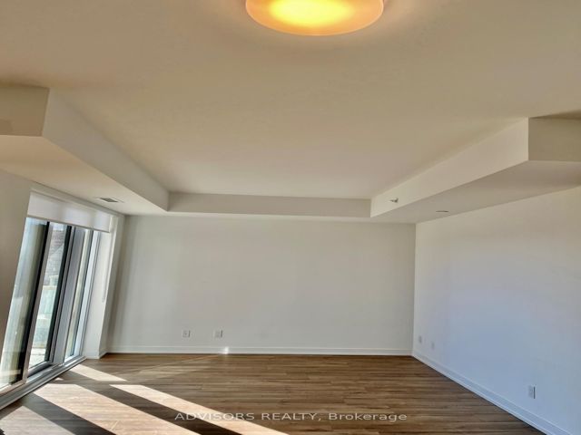 821 - 1787 St Clair Ave W