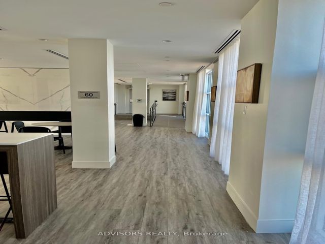 821 - 1787 St Clair Ave W
