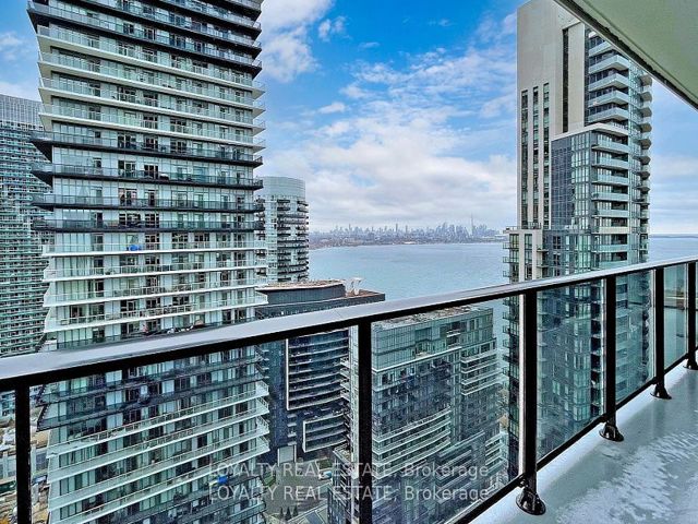2602 - 70 Annie Craig Dr