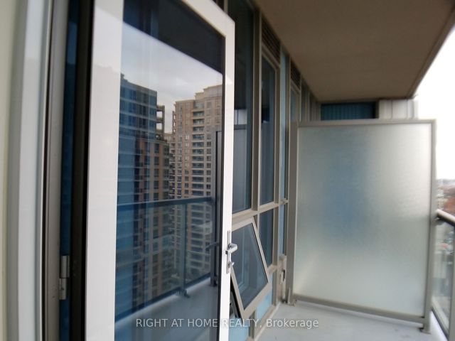 1506 - 15 Viking Lane