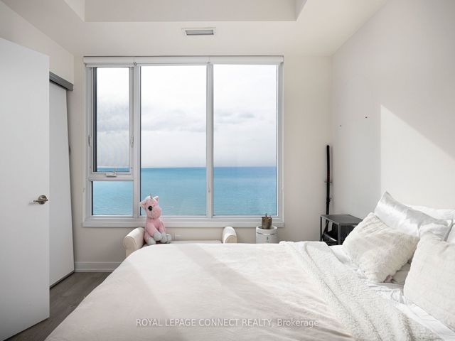 2209 - 1926 Lake Shore Blvd W