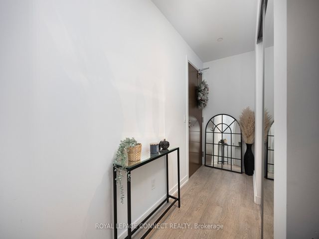 2209 - 1926 Lake Shore Blvd W