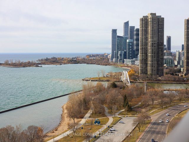 2209 - 1926 Lake Shore Blvd W
