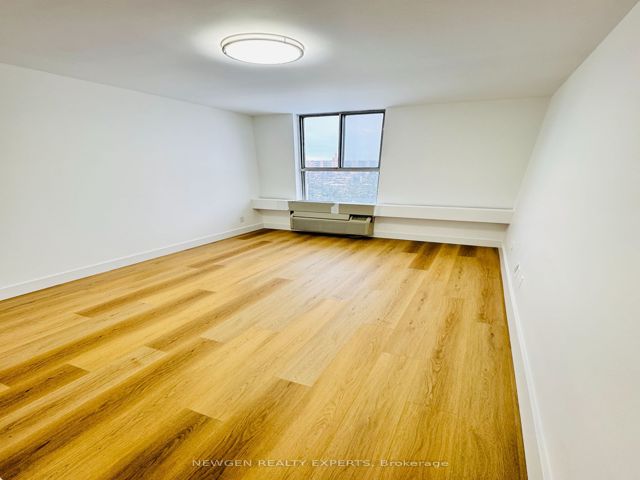 616 - 2825 Islington Ave