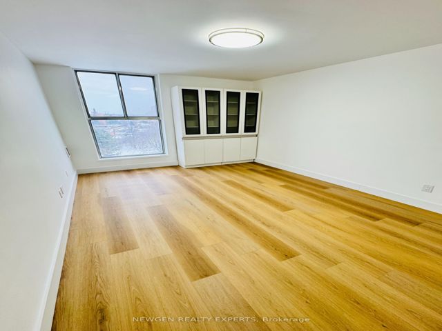 616 - 2825 Islington Ave