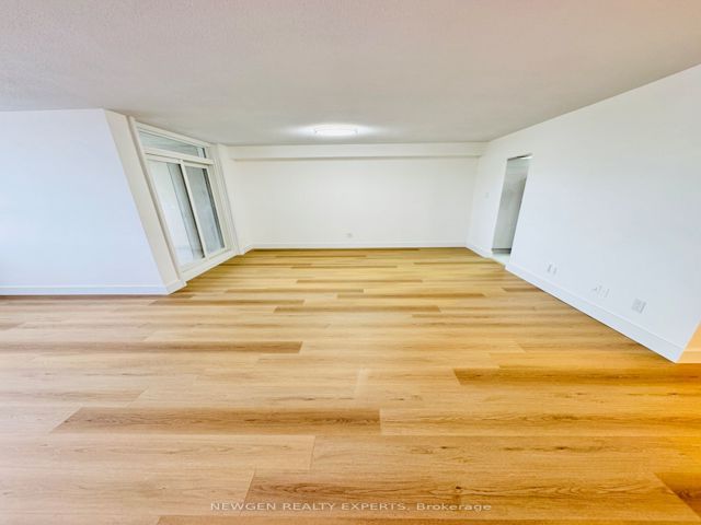 616 - 2825 Islington Ave