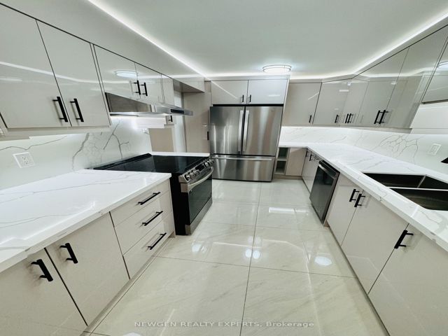 616 - 2825 Islington Ave