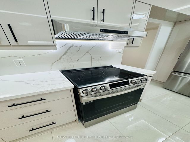 616 - 2825 Islington Ave