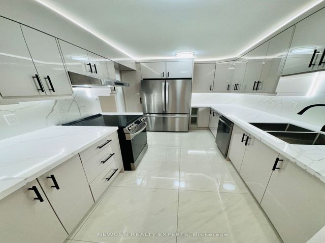 616 - 2825 Islington Ave