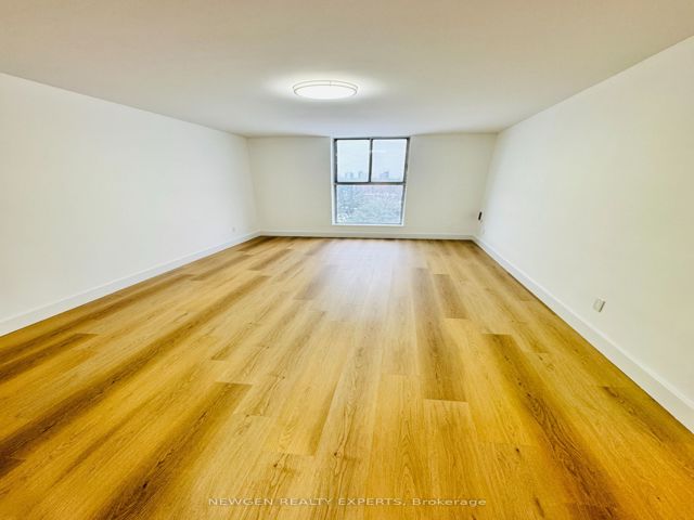 616 - 2825 Islington Ave