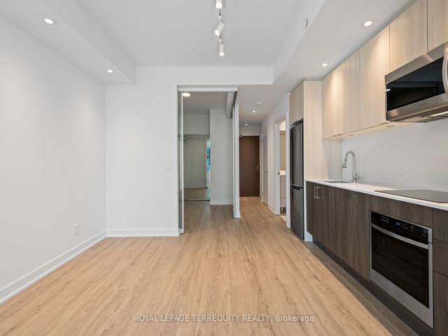 2506 - 1928 Lake Shore Blvd W