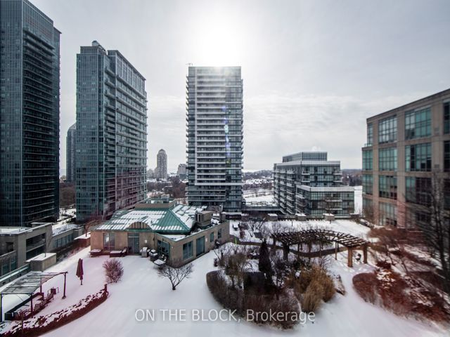 732 - 250 Manitoba St