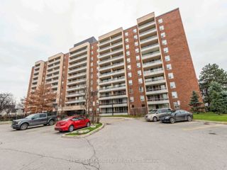 811 - 25 Four Winds Dr