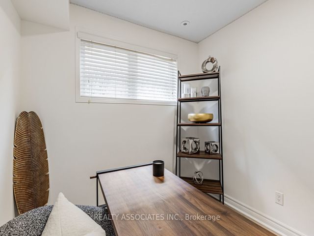 26 - 31 Foundry Ave