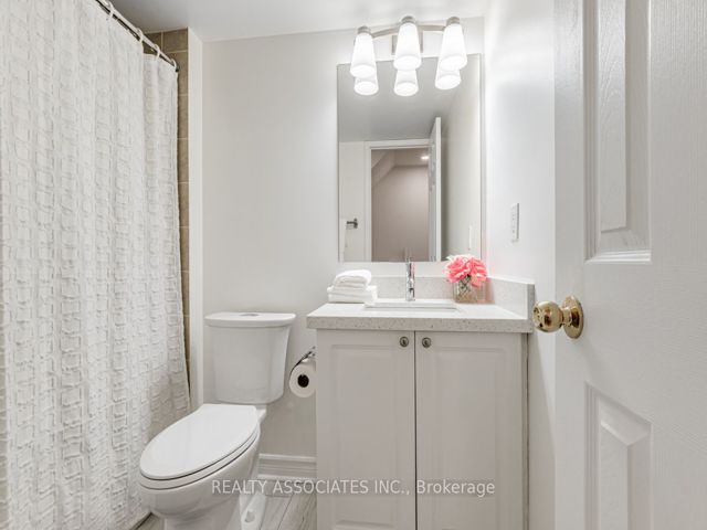 26 - 31 Foundry Ave