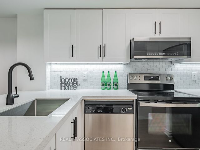26 - 31 Foundry Ave