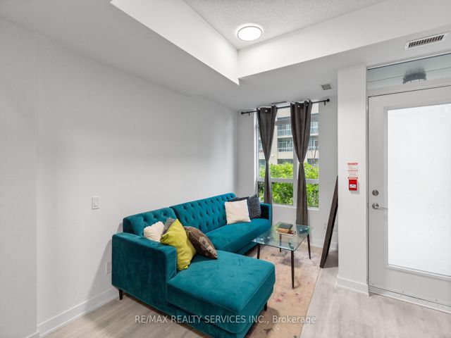 115 - 251 Manitoba St