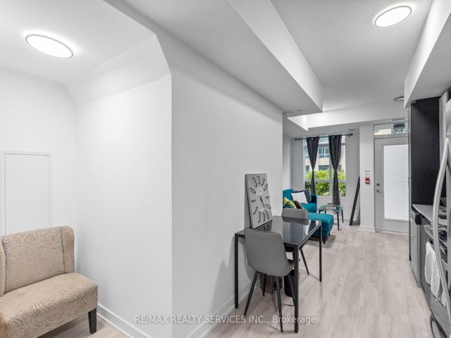 115 - 251 Manitoba St