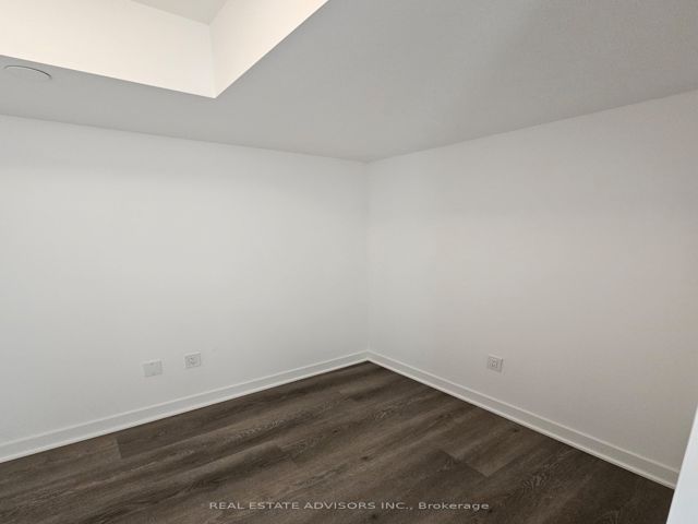 502 - 36 Zorra St